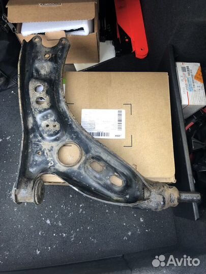 Рычаг передний Passat