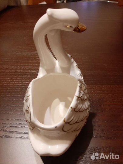 Ваза лебеди