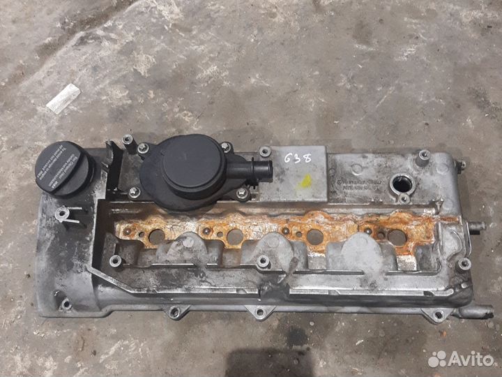 Клапанная крышка Mercedes Benz Vito 638 2.2 CDI