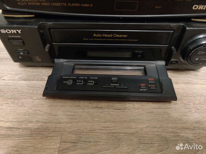 Видеомагнитофон и двд