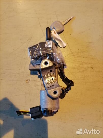 Замок зажигания 45280-0508089073-05140 Toyota Aven