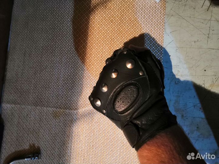 Перчатки байкерские