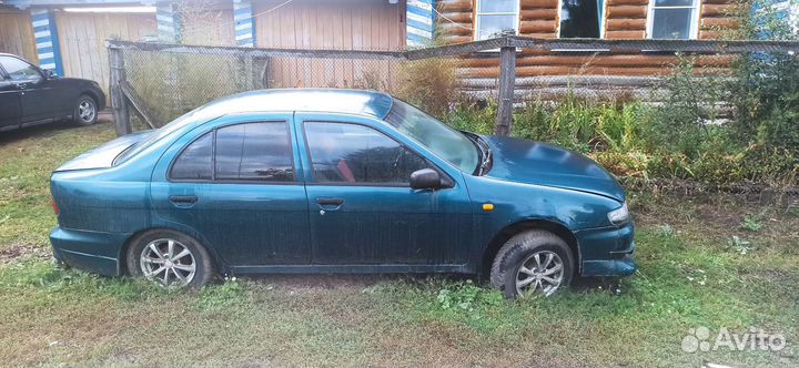 Nissan Almera, 1997
