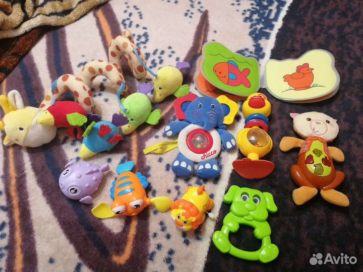 Игрушки погремушки 0+