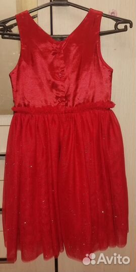 Платье для девочки праздничное