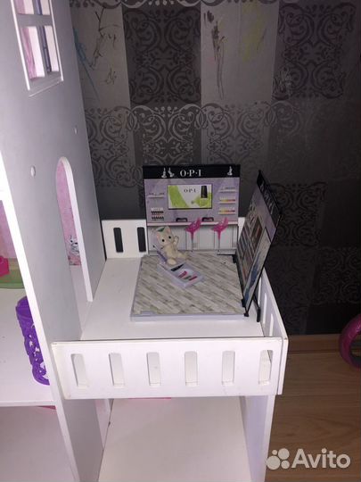 Домик кукольный