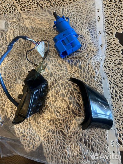 Кнопки на руль Mazda 3 bk (2008)