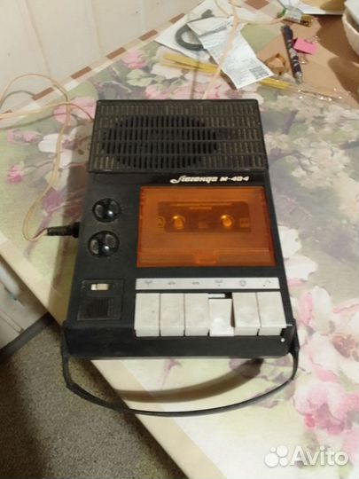 Кассетный магнитофон Легенда М- 404 + 50 кассет