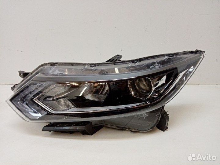 Фара левая Nissan Qashqai J11 2017