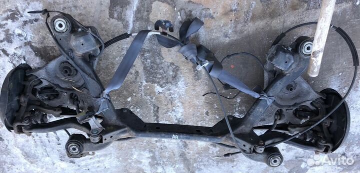 Балка подвески задняя Audi A4 (B6) 2000-2004