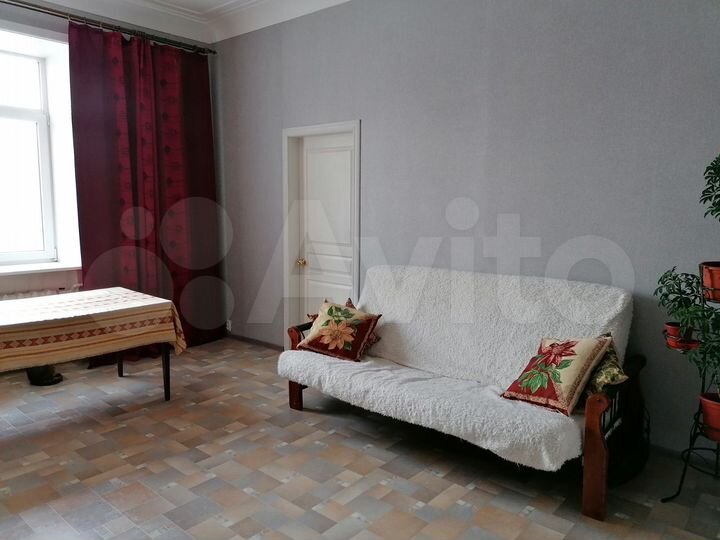 4-к. квартира, 97 м², 2/3 эт.