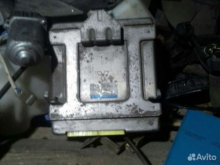 Блок управления двигателем мазда 626 GE