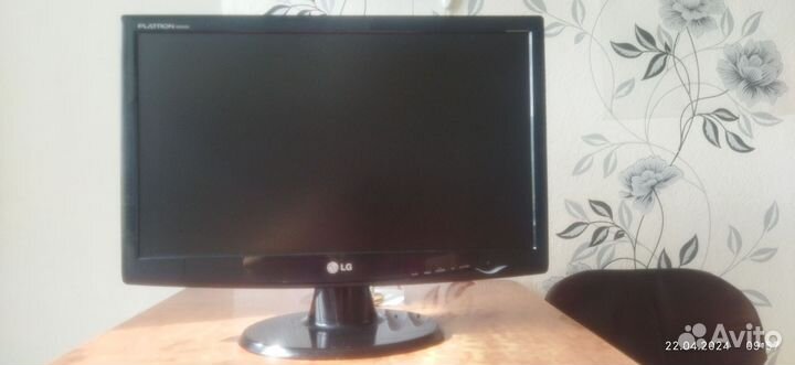 Монитор LG flatron 24 дюйма