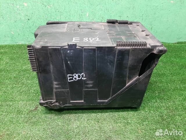 Защитный кожух акб Peugeot 3008 2010