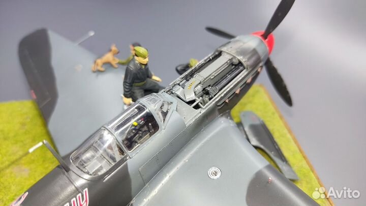 Сборная модель самолета Як-9д