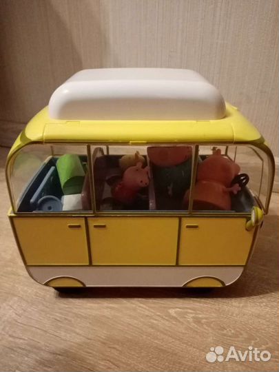 Автобус свинки Пеппы