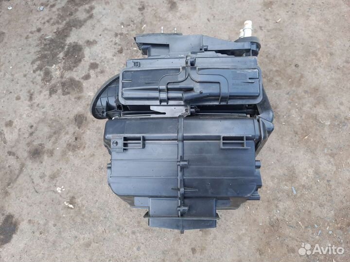 Корпус печки Peugeot 301 в сборе