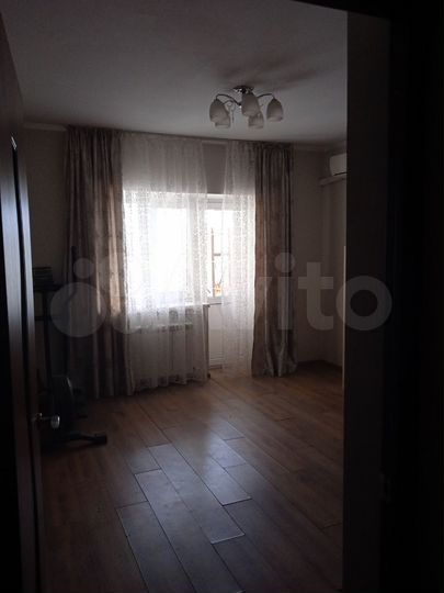 2-к. квартира, 61 м², 3/6 эт.
