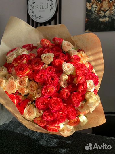 Доставка цветов, букеты из роз