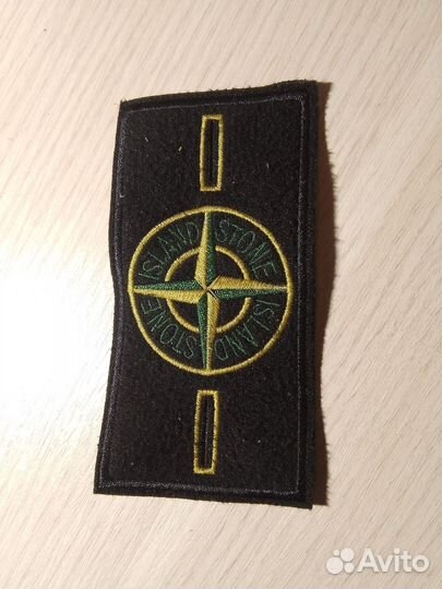 Нашивки Stone island