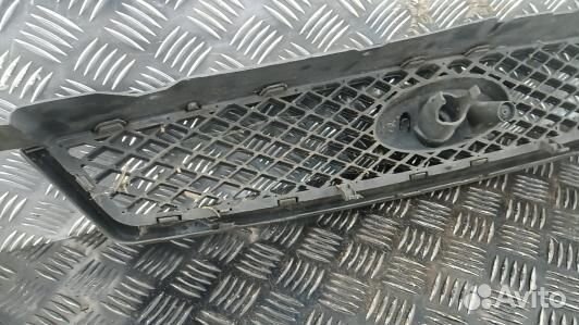 Решетка радиатора ford focus 2 (BNK26G101)