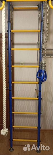 Детская шведская стенка