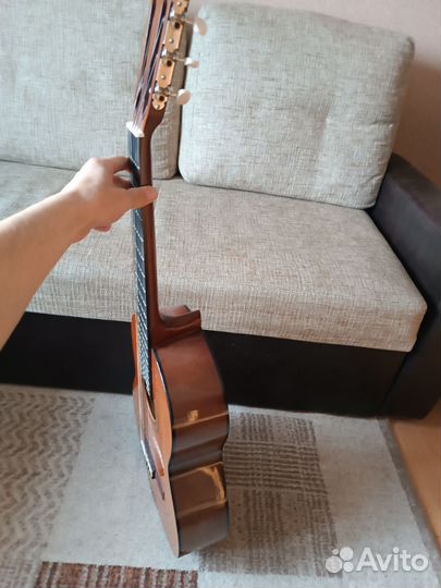 Классическая гитара yamaha c40