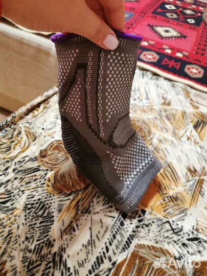 Бандаж голеностопный