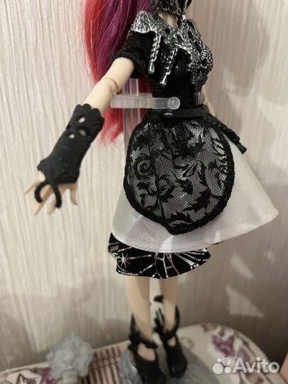 Кулка Ever after high Мира Шардс