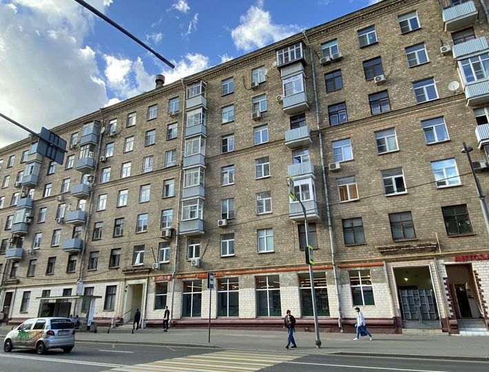 Комната 12 м² в 3-к., 1/3 эт.