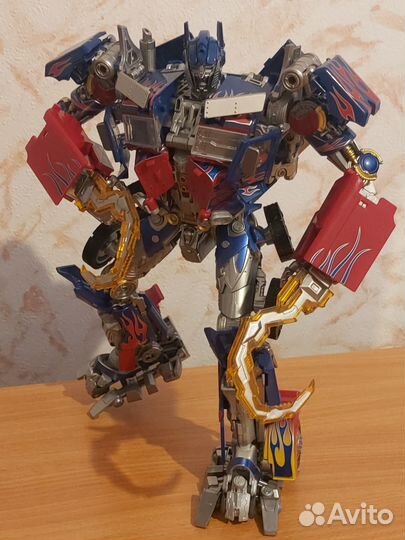 Трансформер Оптимус Прайм KM-01 32см