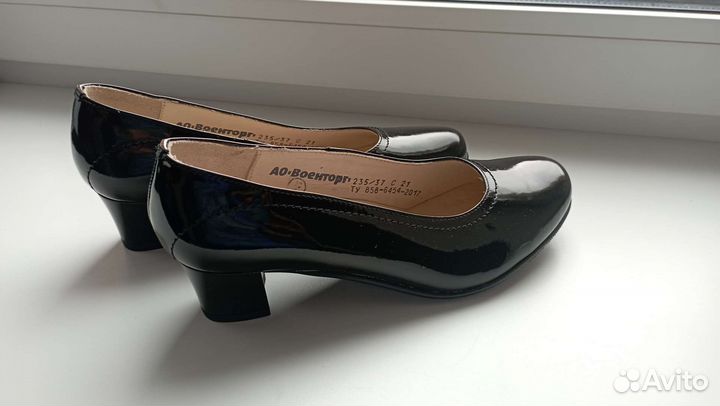 Туфли лакированные 37, 39