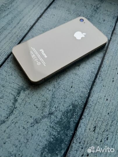 iPhone 4S, 8 ГБ