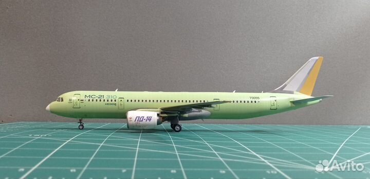 Модель самолета