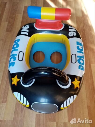 Надувной круг в форме машинки