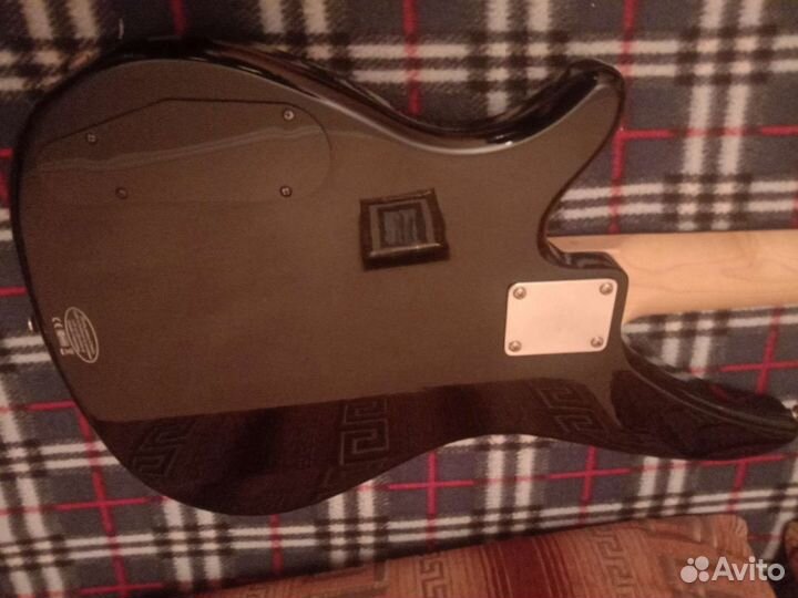 Бас гитара Yamaha RBX-170