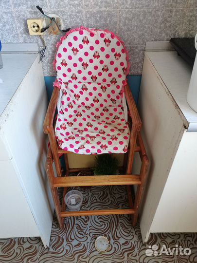 Стульчик для кормления