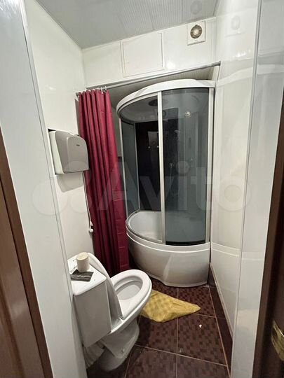 2-к. квартира, 60 м², 1/6 эт.