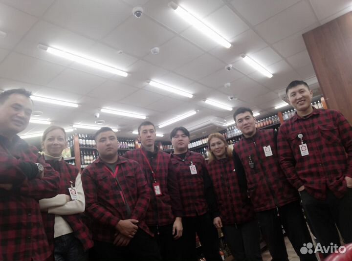 Требуются продавцы и кассиры