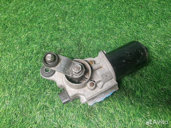 Моторчик стеклоочистителя на Nissan X-Trail