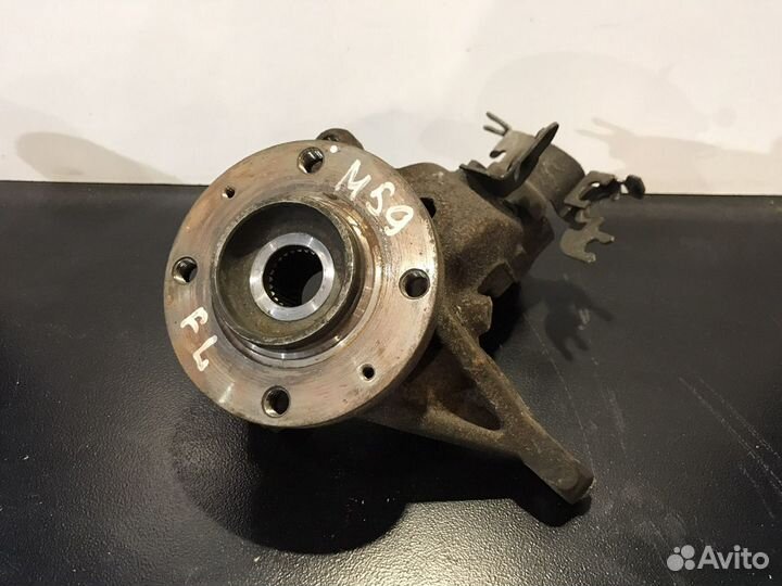 Кулак поворотный левый Citroen Berlingo