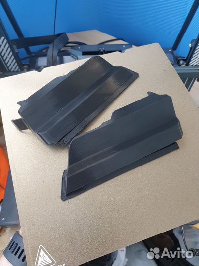 Молдинги форточек 3-го ряда сидений Toyota Sienna