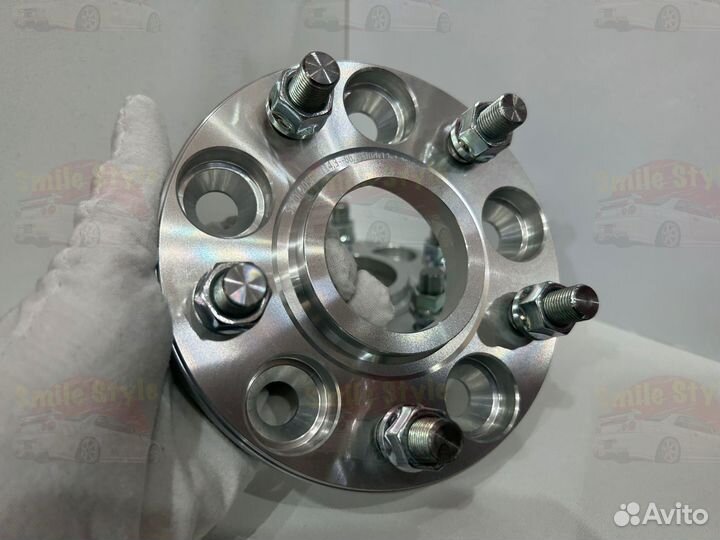 Проставки колесные Nissan Infiniti 20мм 5x114 66,1