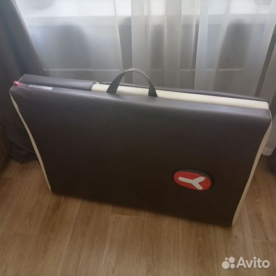 Массажный стол Yamaguchi