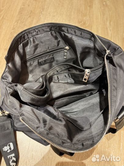 Сумка Carl Lagerfeld спортивная дорожная