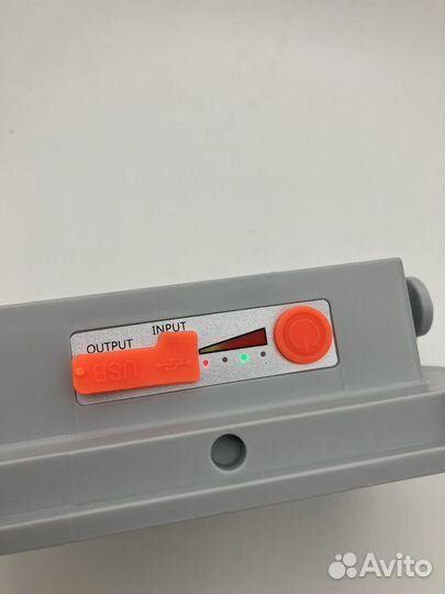 Фонарь прожектор туристический