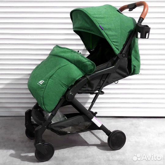 Прогулочная коляска складная