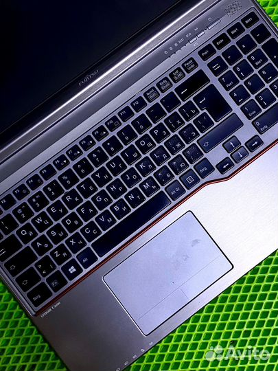 Ноутбук 15.6 для работы и учебы i5/8/128