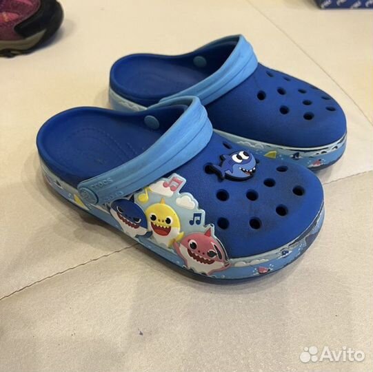 Кроссовки Adidas и Crocs ориг на мальчика 27 р