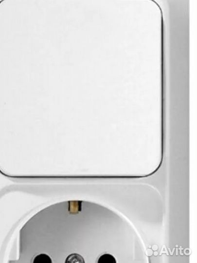 Блок 1кл+1розетка с/з Универсал